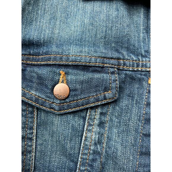 GAP 1969 Women’s Denim Jacket Size Small – Medium Wash Classic Jean Jacket S - Picture 3 of 5